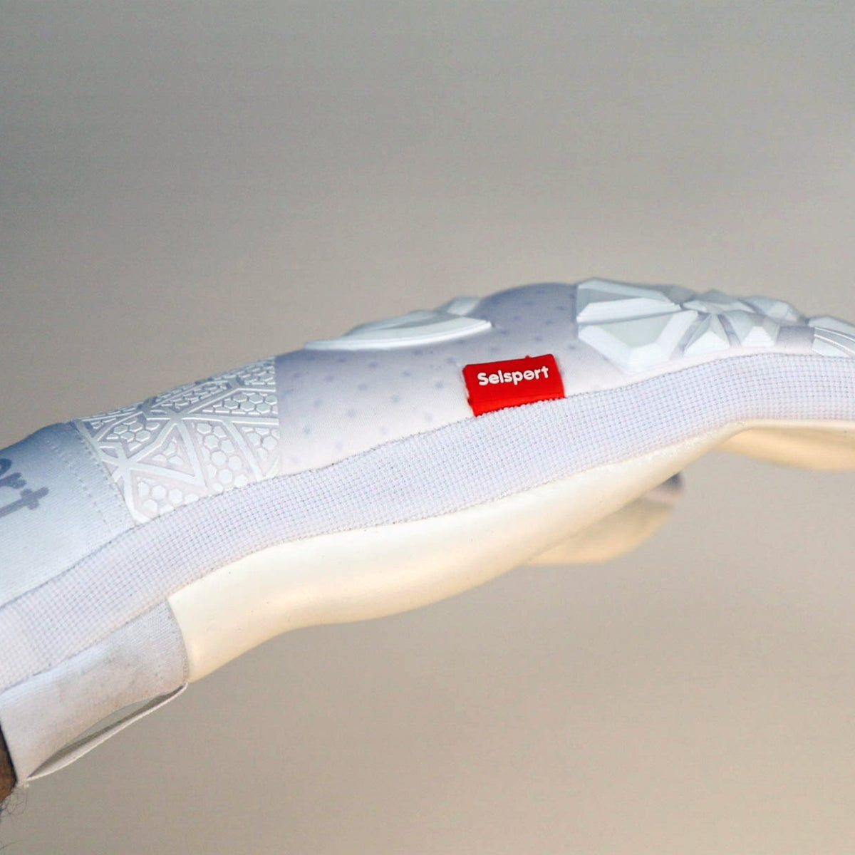 {{product_title}} by Selsport – Professional Goalkeeper Gloves featuring {{product_option_color}} and {{product_option_cut}} design{{product_title}} by Selsport – Professional Goalkeeper Glov