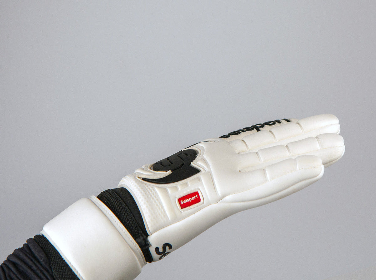 Seslport Wrappa Classic Professional  Latex Goalkeeper gloves  negative cut red tab