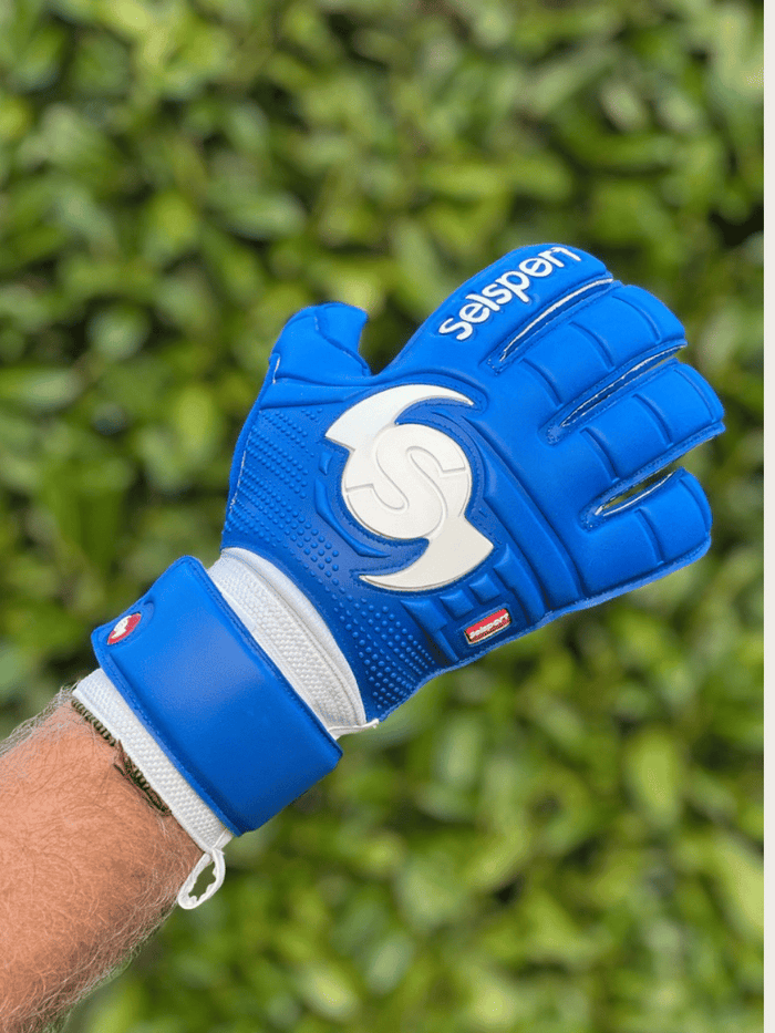 {{product_title}} by Selsport – Professional Goalkeeper Gloves featuring {{product_option_color}} and {{product_option_cut}} design{{product_title}} by Selsport – Professional Goalkeeper Glov