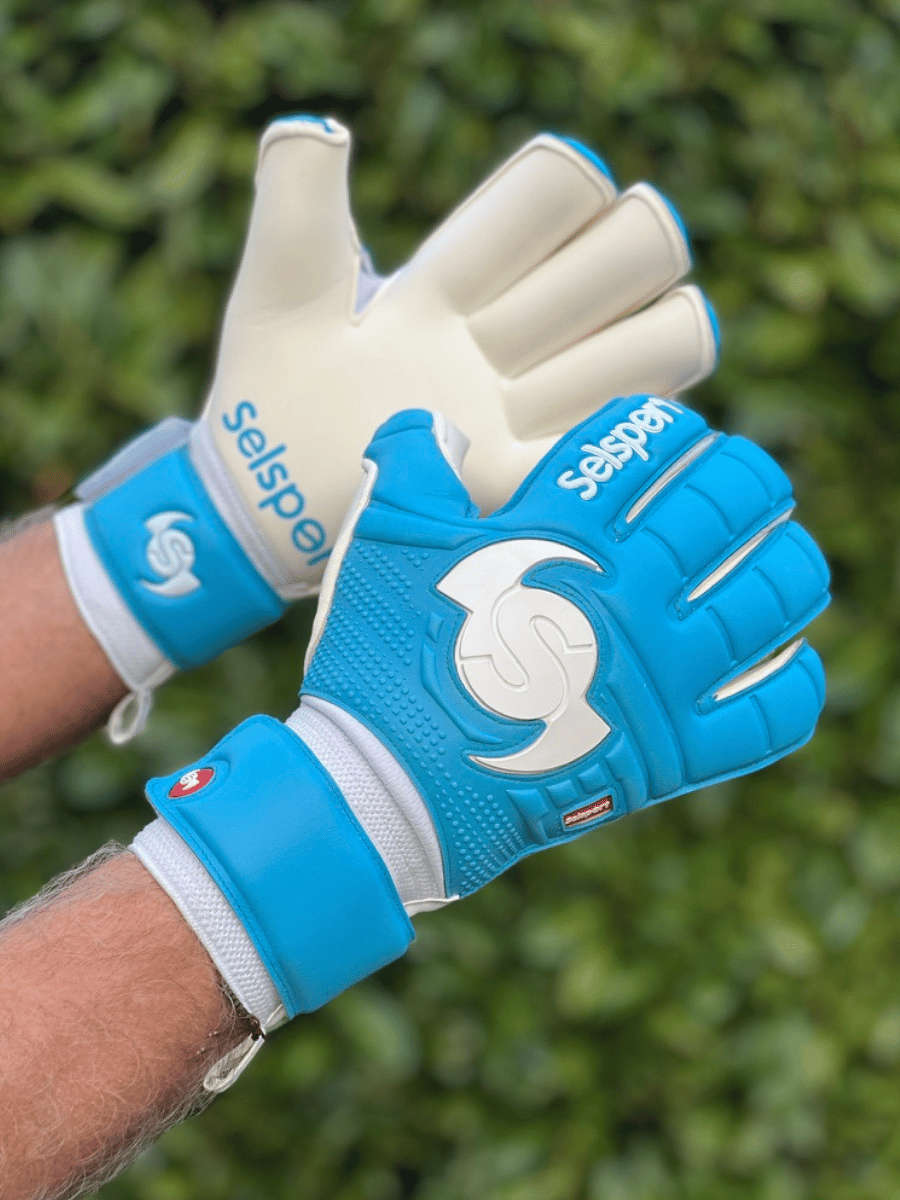 {{product_title}} by Selsport – Professional Goalkeeper Gloves featuring {{product_option_color}} and {{product_option_cut}} design{{product_title}} by Selsport – Professional Goalkeeper Glov