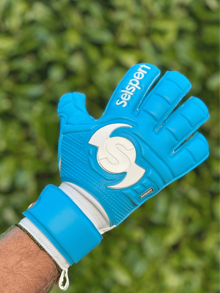 {{product_title}} by Selsport – Professional Goalkeeper Gloves featuring {{product_option_color}} and {{product_option_cut}} design{{product_title}} by Selsport – Professional Goalkeeper Glov