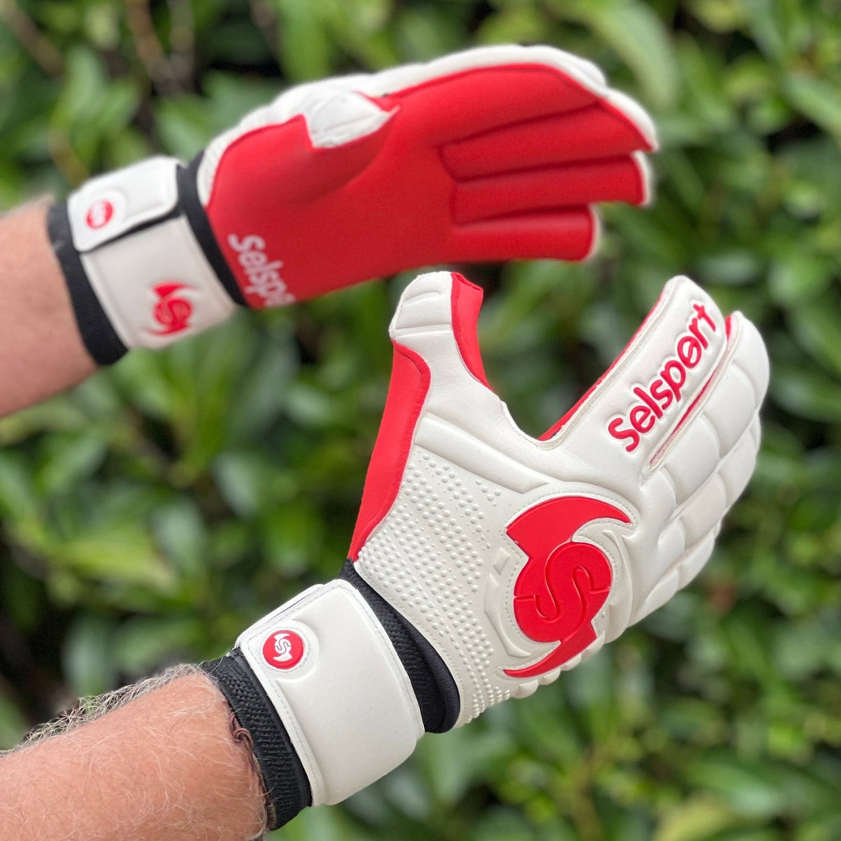 {{product_title}} by Selsport – Professional Goalkeeper Gloves featuring {{product_option_color}} and {{product_option_cut}} design{{product_title}} by Selsport – Professional Goalkeeper Glov