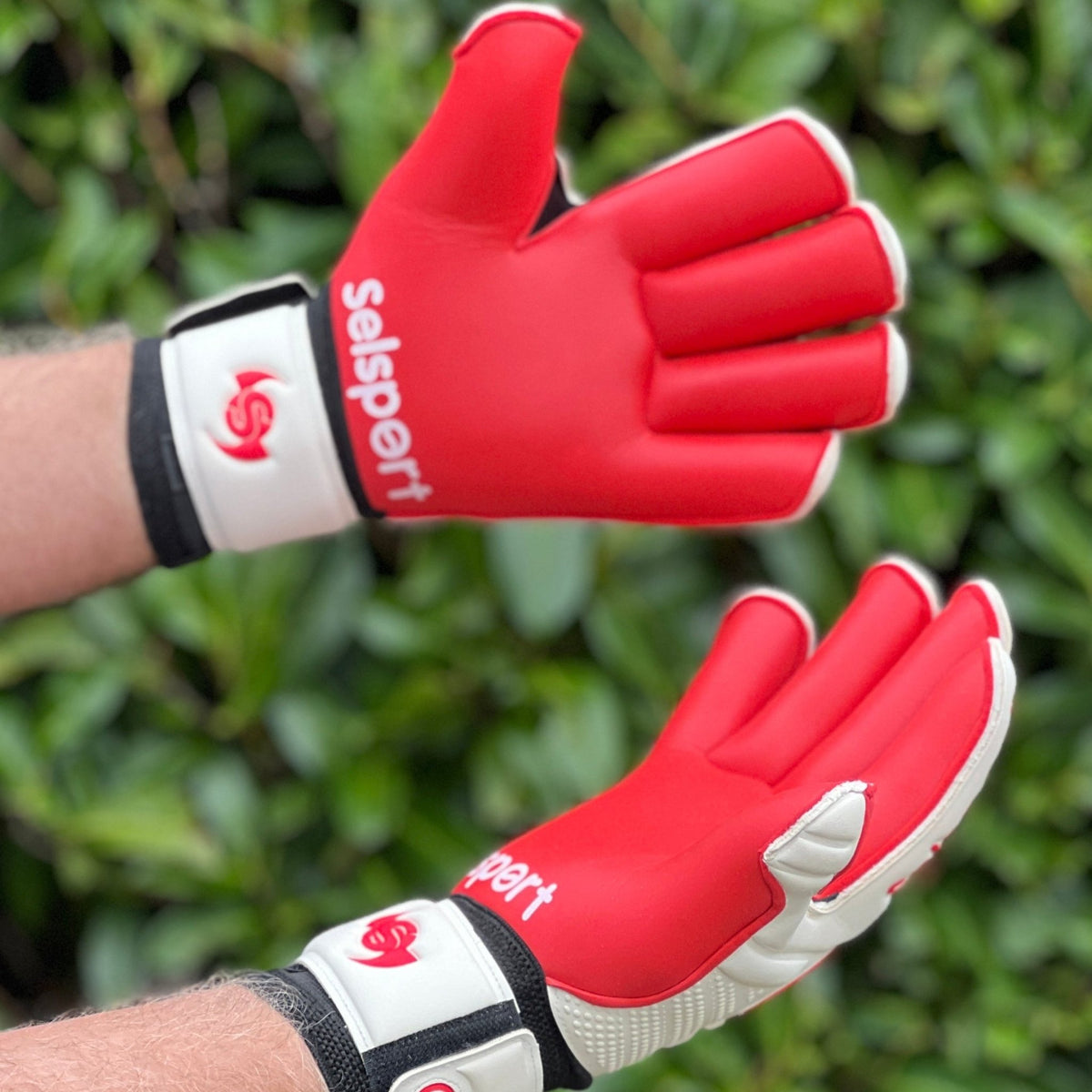 {{product_title}} by Selsport – Professional Goalkeeper Gloves featuring {{product_option_color}} and {{product_option_cut}} design{{product_title}} by Selsport – Professional Goalkeeper Glov