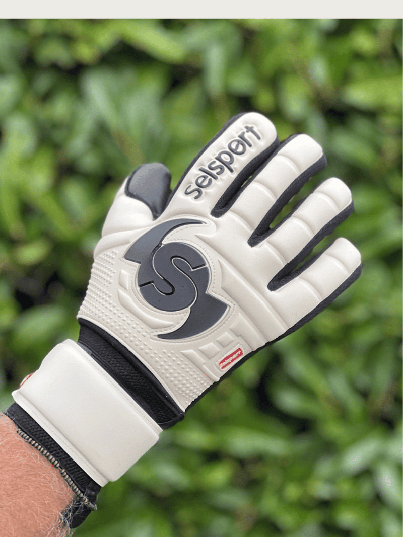 {{product_title}} by Selsport – Professional Goalkeeper Gloves featuring {{product_option_color}} and {{product_option_cut}} design{{product_title}} by Selsport – Professional Goalkeeper Glov