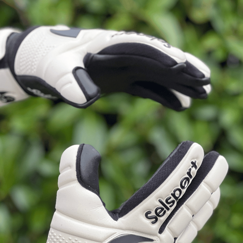 {{product_title}} by Selsport – Professional Goalkeeper Gloves featuring {{product_option_color}} and {{product_option_cut}} design{{product_title}} by Selsport – Professional Goalkeeper Glov