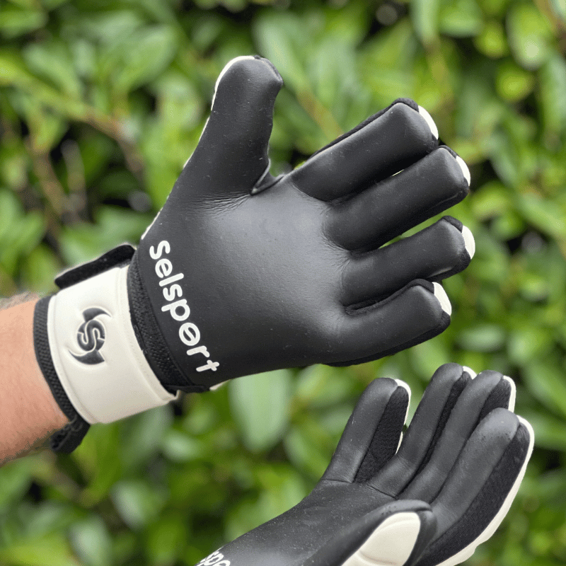 {{product_title}} by Selsport – Professional Goalkeeper Gloves featuring {{product_option_color}} and {{product_option_cut}} design{{product_title}} by Selsport – Professional Goalkeeper Glov