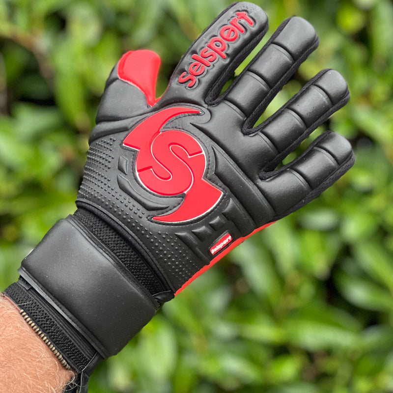 {{product_title}} by Selsport – Professional Goalkeeper Gloves featuring {{product_option_color}} and {{product_option_cut}} design{{product_title}} by Selsport – Professional Goalkeeper Glov