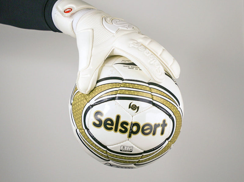 {{product_title}} by Selsport – Professional Goalkeeper Gloves featuring {{product_option_color}} and {{product_option_cut}} design{{product_title}} by Selsport – Professional Goalkeeper Glov