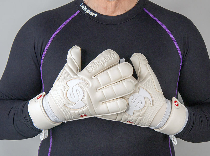 {{product_title}} by Selsport – Professional Goalkeeper Gloves featuring {{product_option_color}} and {{product_option_cut}} design{{product_title}} by Selsport – Professional Goalkeeper Glov