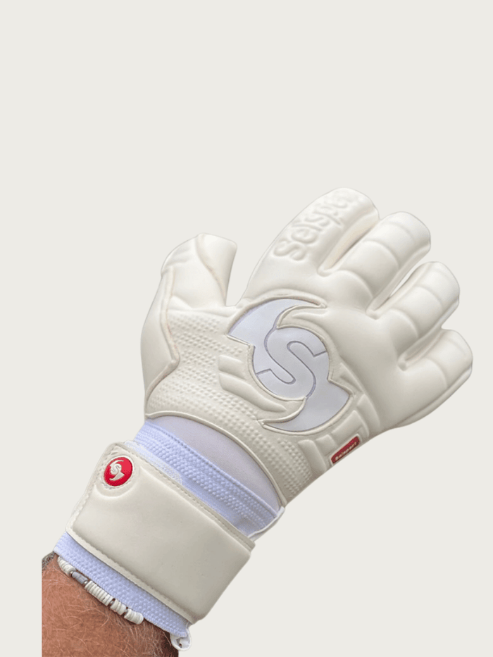 {{product_title}} by Selsport – Professional Goalkeeper Gloves featuring {{product_option_color}} and {{product_option_cut}} design{{product_title}} by Selsport – Professional Goalkeeper Glov