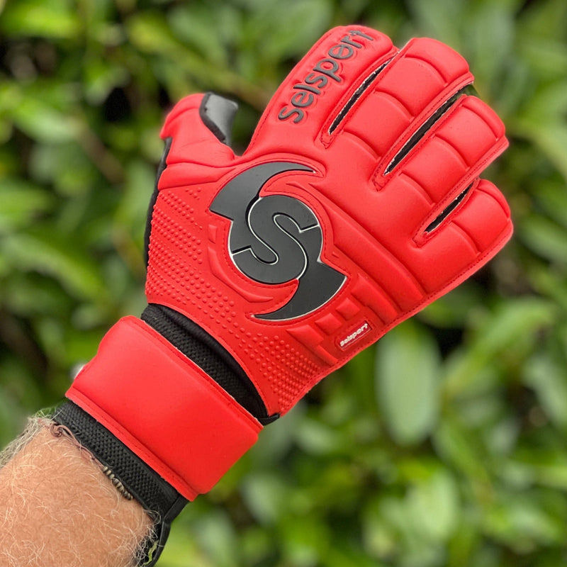{{product_title}} by Selsport – Professional Goalkeeper Gloves featuring {{product_option_color}} and {{product_option_cut}} design{{product_title}} by Selsport – Professional Goalkeeper Glov