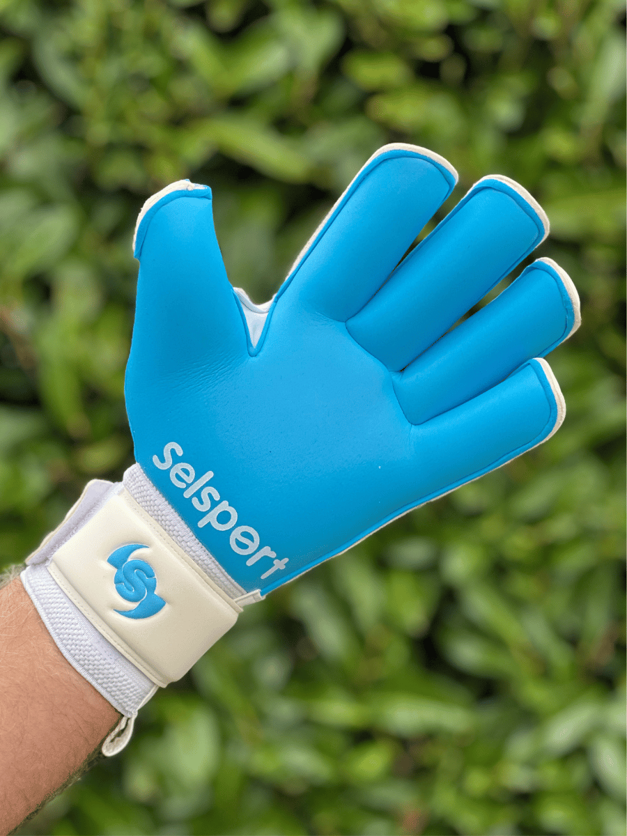 {{product_title}} by Selsport – Professional Goalkeeper Gloves featuring {{product_option_color}} and {{product_option_cut}} design{{product_title}} by Selsport – Professional Goalkeeper Glov