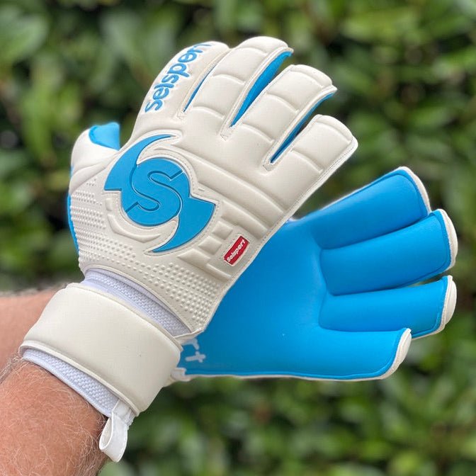 {{product_title}} by Selsport – Professional Goalkeeper Gloves featuring {{product_option_color}} and {{product_option_cut}} design{{product_title}} by Selsport – Professional Goalkeeper Glov