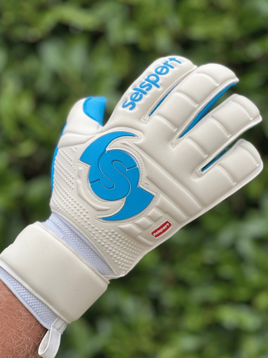{{product_title}} by Selsport – Professional Goalkeeper Gloves featuring {{product_option_color}} and {{product_option_cut}} design{{product_title}} by Selsport – Professional Goalkeeper Glov