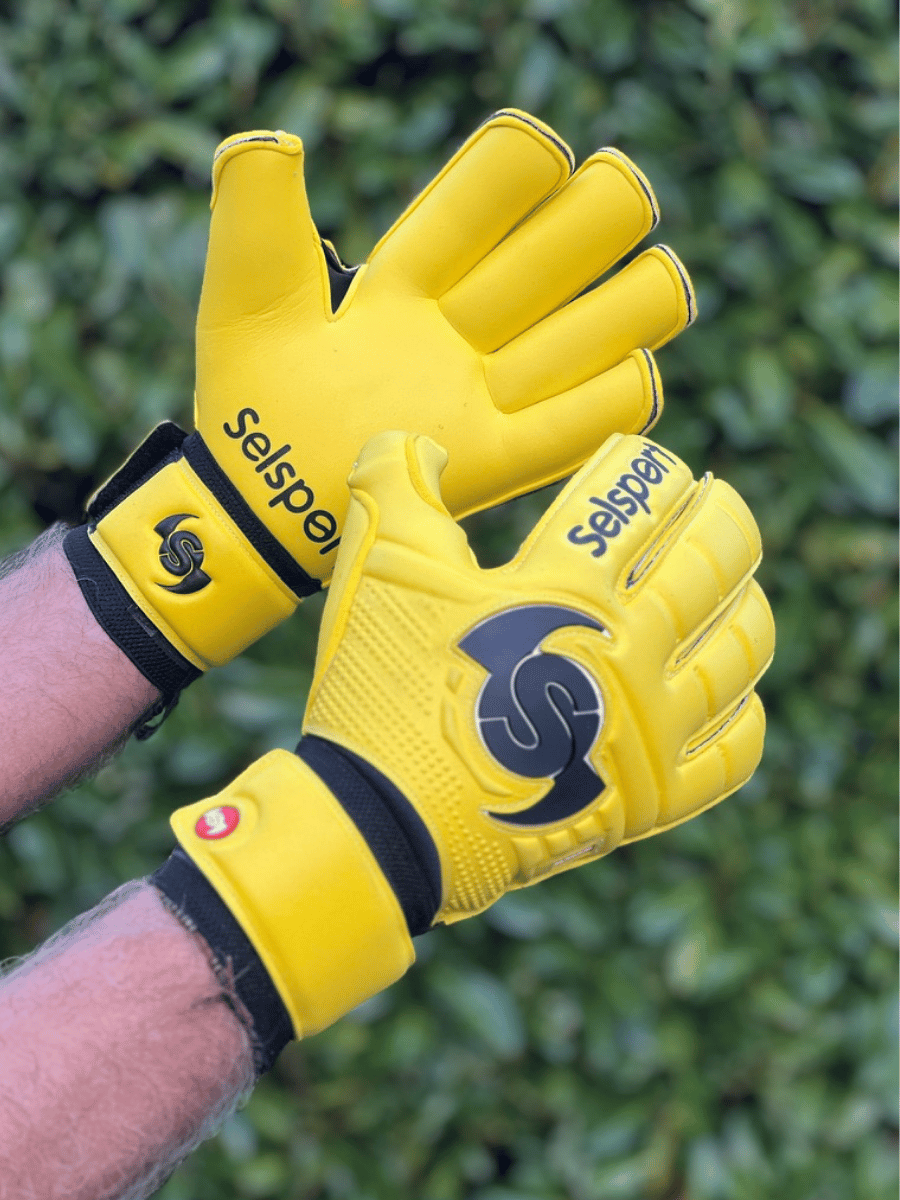 {{product_title}} by Selsport – Professional Goalkeeper Gloves featuring {{product_option_color}} and {{product_option_cut}} design{{product_title}} by Selsport – Professional Goalkeeper Glov