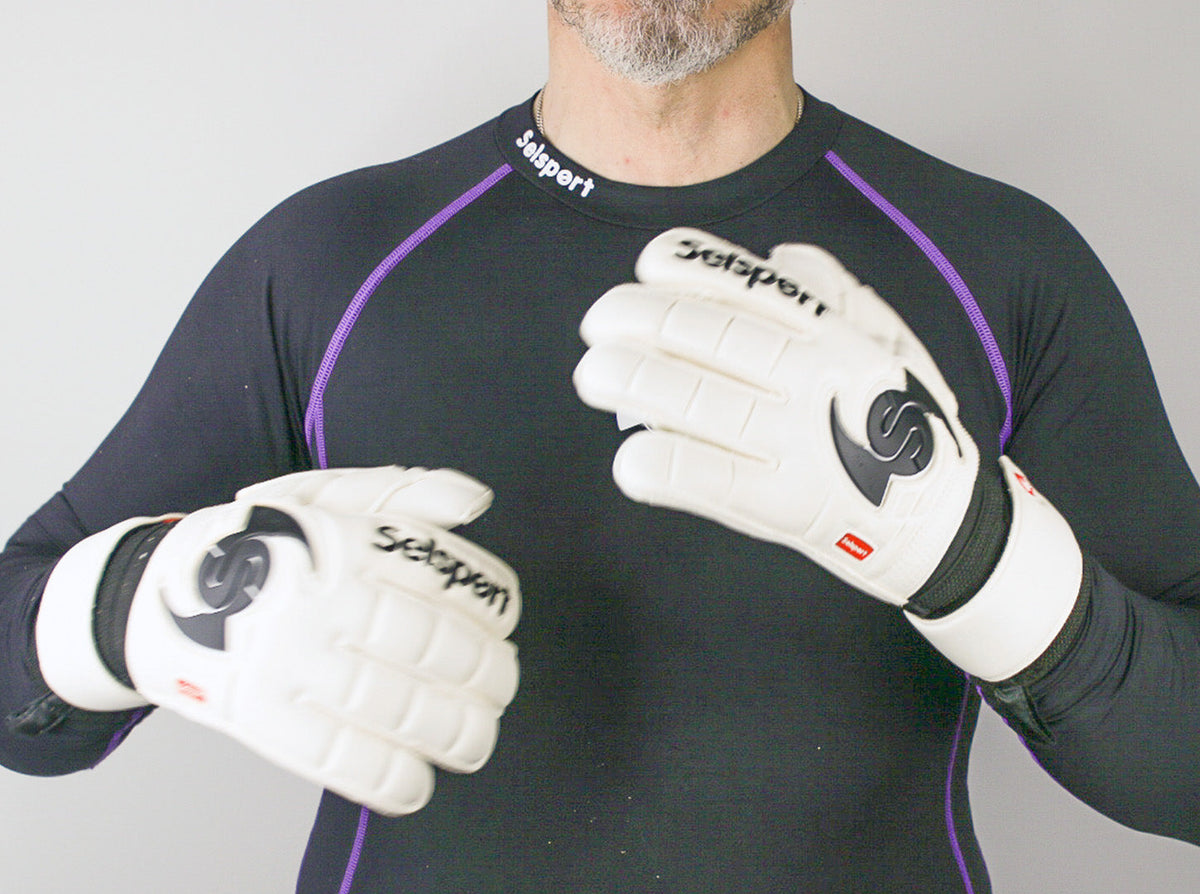 Selsport Ultimate UA+ Wrappa classic hybrid flat palm cut goalkeeper glove backhand with s wing logo