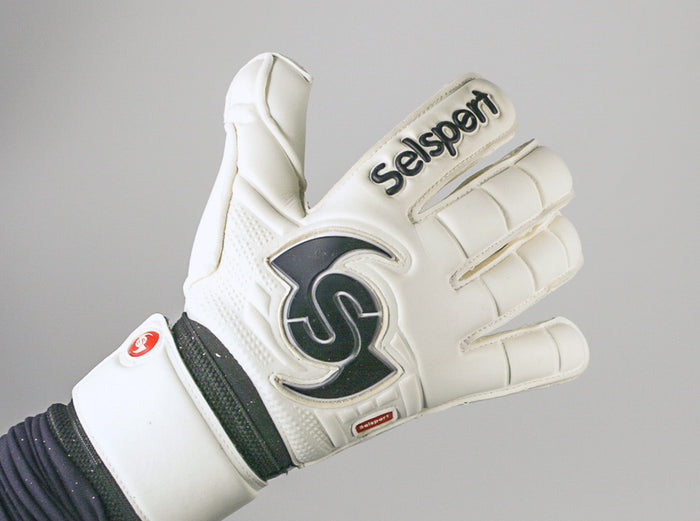 Selsport Ultimate UA+ Wrappa classic hybrid flat palm cut professional goalkeeper glove backhand with s wing logo
