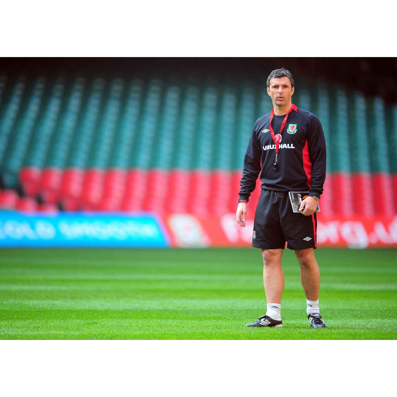 {{product_title}} by Selsport – Professional Goalkeeper Gloves featuring {{product_option_color}} and {{product_option_cut}} design{{product_title}} by Selsport – Professional Goalkeeper Glov