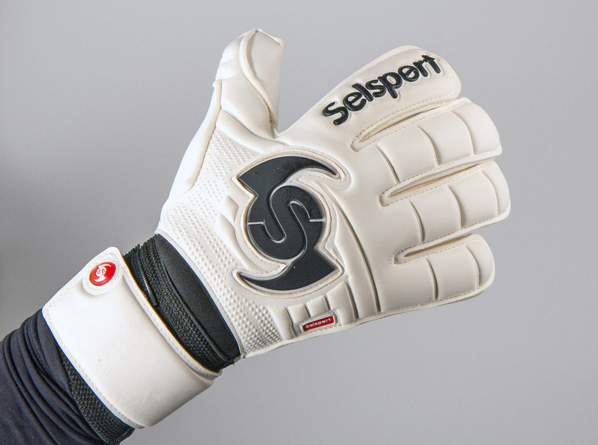 Wrappa Classic Selsport Professional goalkeeper gloves backhand