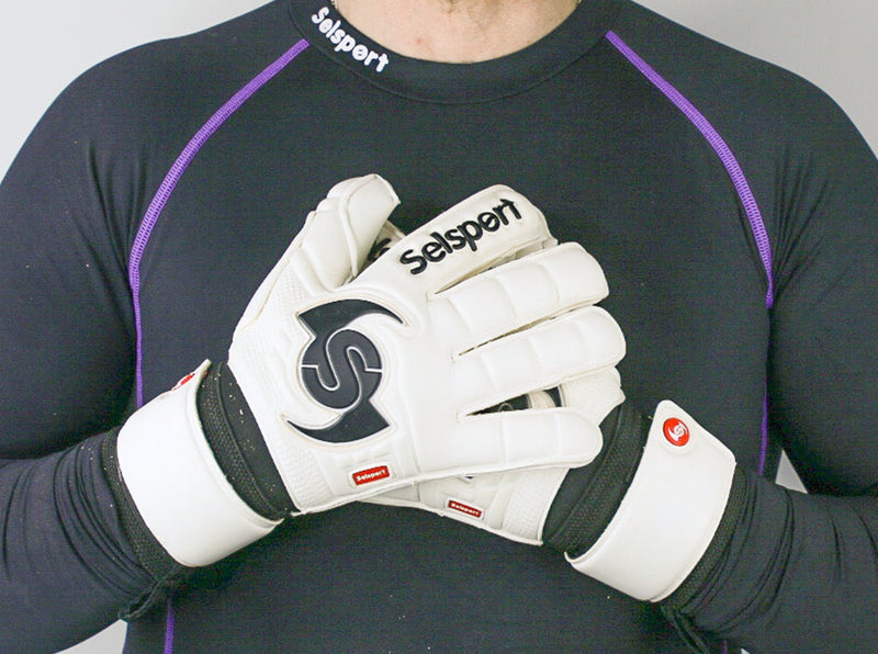 {{product_title}} by Selsport – Professional Goalkeeper Gloves featuring {{product_option_color}} and {{product_option_cut}} design{{product_title}} by Selsport – Professional Goalkeeper Glov