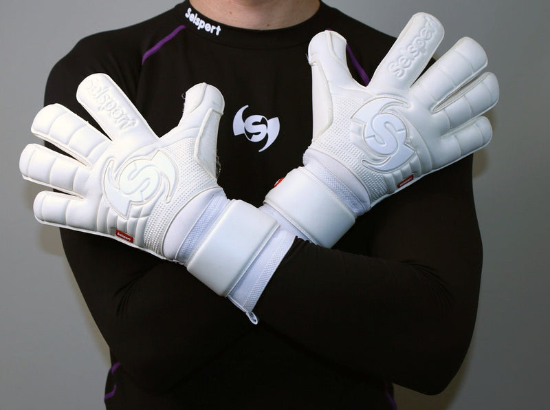 {{product_title}} by Selsport – Professional Goalkeeper Gloves featuring {{product_option_color}} and {{product_option_cut}} design{{product_title}} by Selsport – Professional Goalkeeper Glov