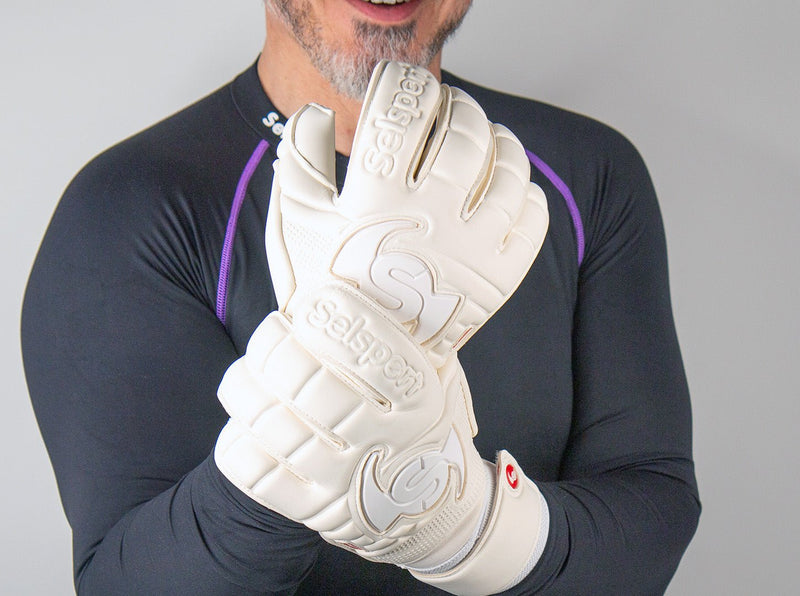 {{product_title}} by Selsport – Professional Goalkeeper Gloves featuring {{product_option_color}} and {{product_option_cut}} design{{product_title}} by Selsport – Professional Goalkeeper Glov