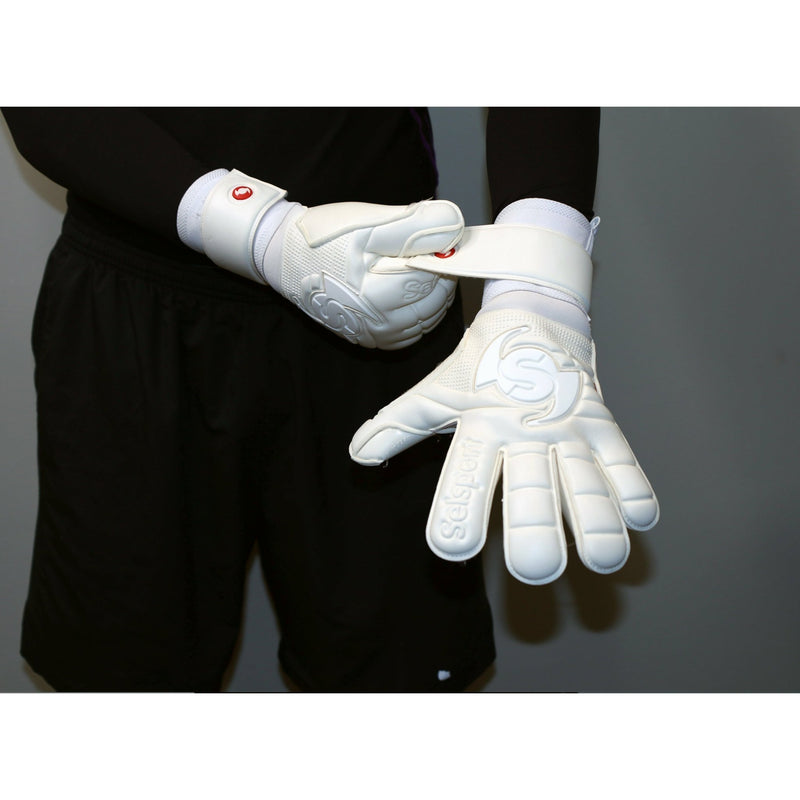 {{product_title}} by Selsport – Professional Goalkeeper Gloves featuring {{product_option_color}} and {{product_option_cut}} design{{product_title}} by Selsport – Professional Goalkeeper Glov