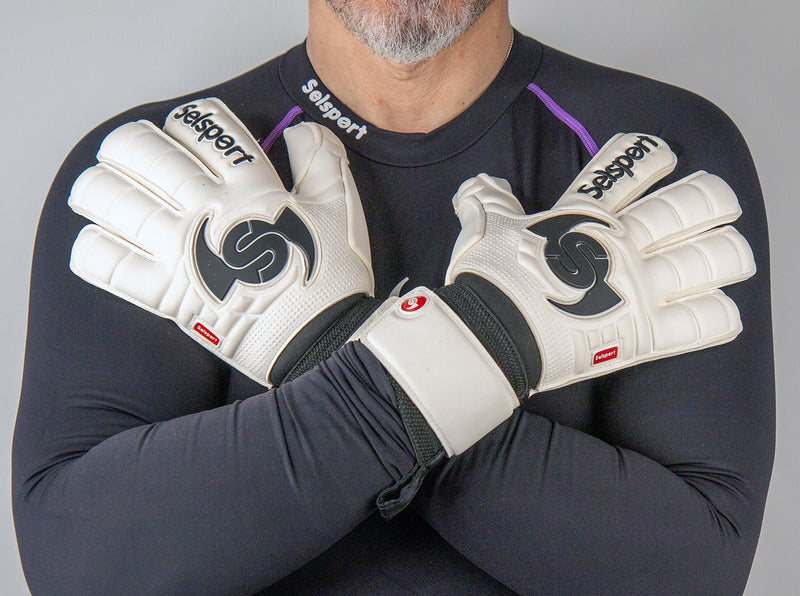 {{product_title}} by Selsport – Professional Goalkeeper Gloves featuring {{product_option_color}} and {{product_option_cut}} design{{product_title}} by Selsport – Professional Goalkeeper Glov