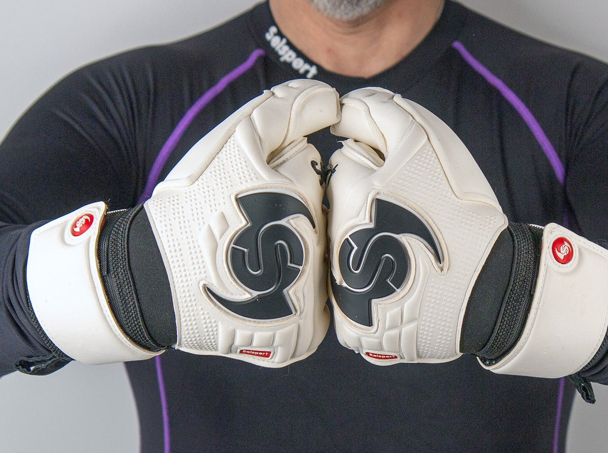 {{product_title}} by Selsport – Professional Goalkeeper Gloves featuring {{product_option_color}} and {{product_option_cut}} design{{product_title}} by Selsport – Professional Goalkeeper Glov